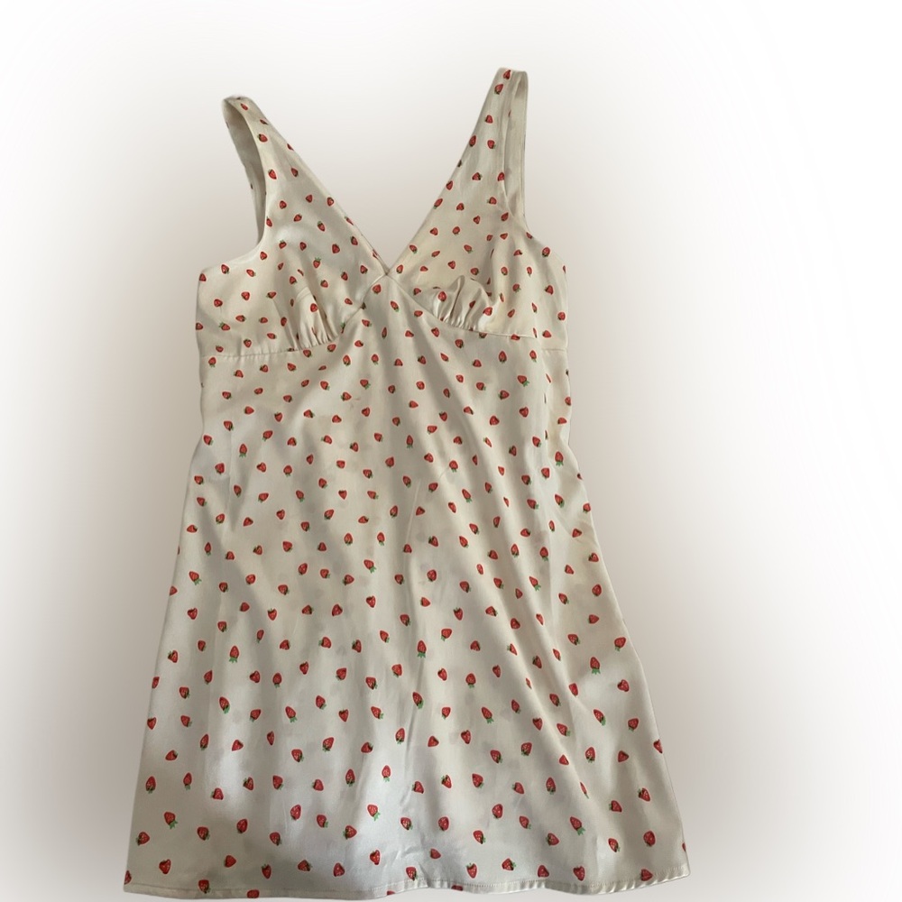 Flowy, strawberry cream colored dress size XL from Francesca’s